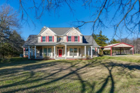 Serene 50-Acre Nature Retreat Near Melissa and Anna